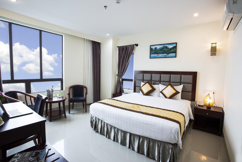 Sea Front Hotel Đà Nẵng Zimmer foto